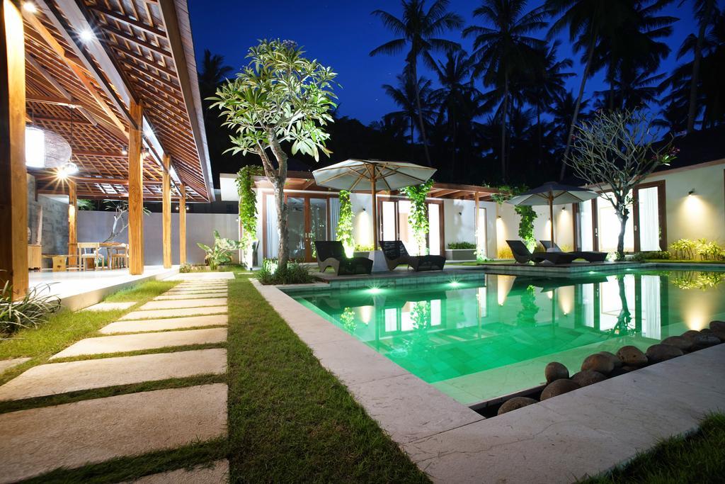 Bale Mandala Villas Senggigi Exterior photo